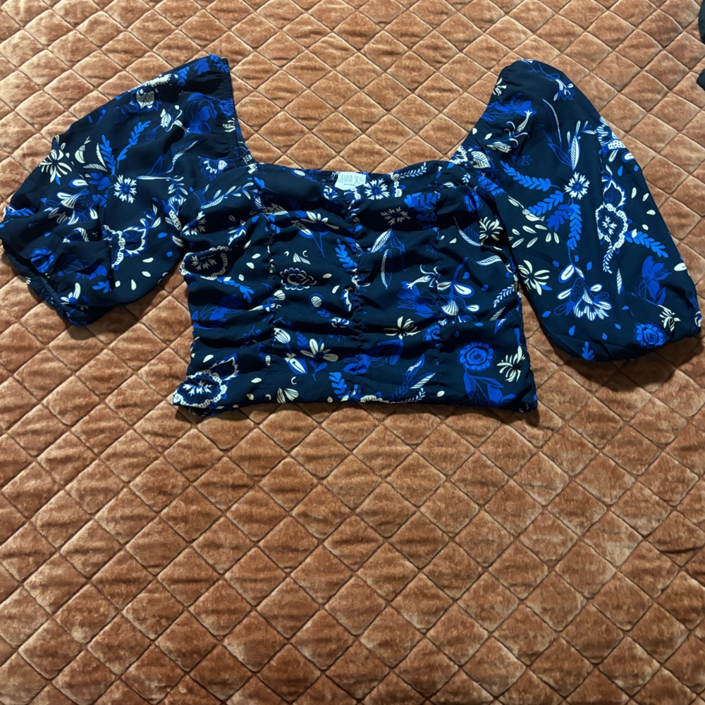 Sienna Sky Navy Floral Top